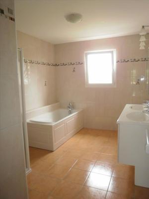 Maison - 111 m² - 4 pièces