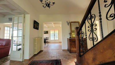 Maison - 220 m² - 7 pièces