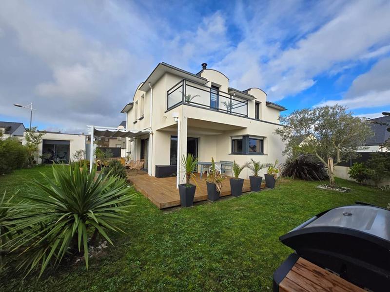 Maison - 145 m² - 6 pièces