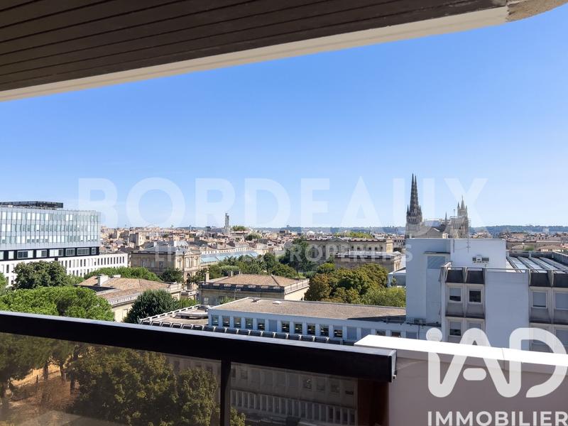 Appartement - 92 m² - 4 pièces