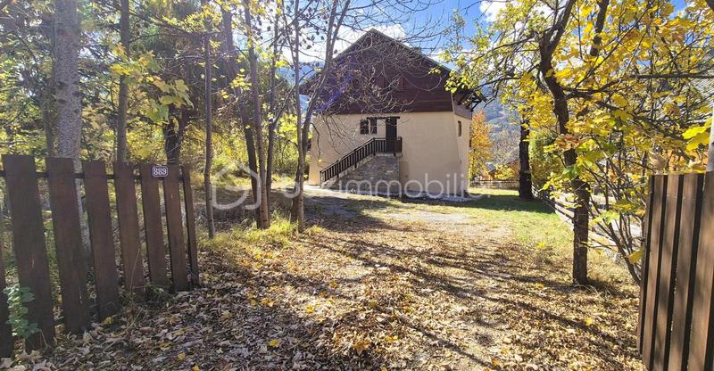 Châlet - 227 m² - 7 pièces