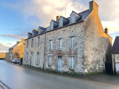 Maison - 284 m² - 10 pièces