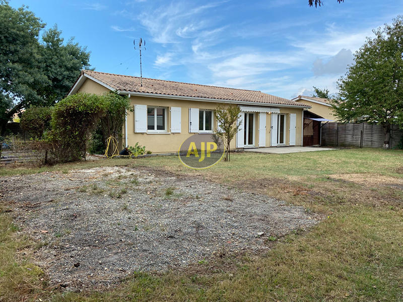 Maison - 92 m² - 4 pièces