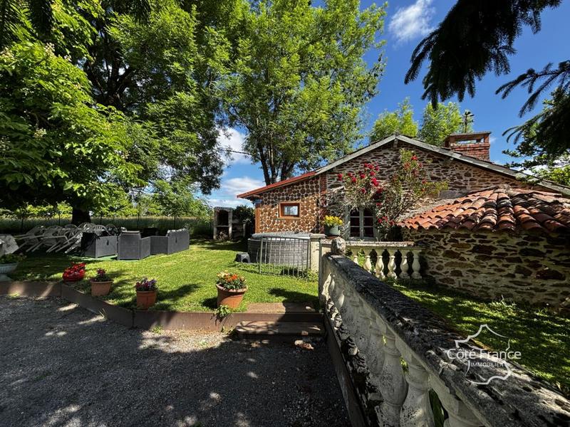 Corps de ferme - 98 m² - 6 pièces