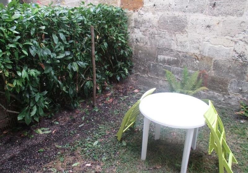 Studio - 30 m² - 1 pièce