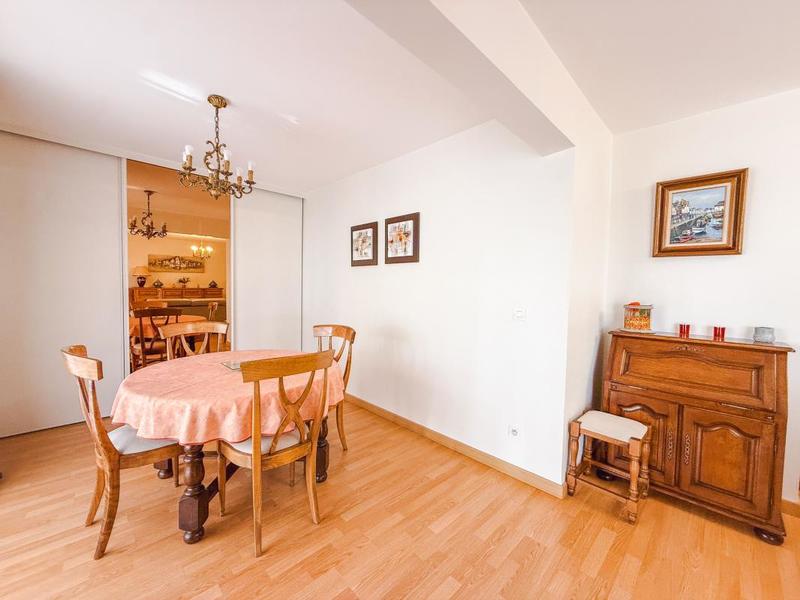 Appartement - 81 m² - 3 pièces