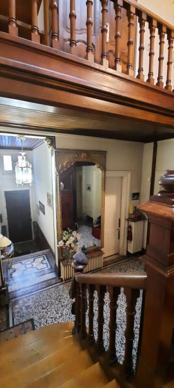 Appartement - 213 m² - 8 pièces