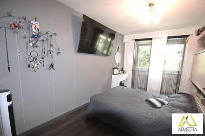 Appartement - 81 m² - 4 pièces