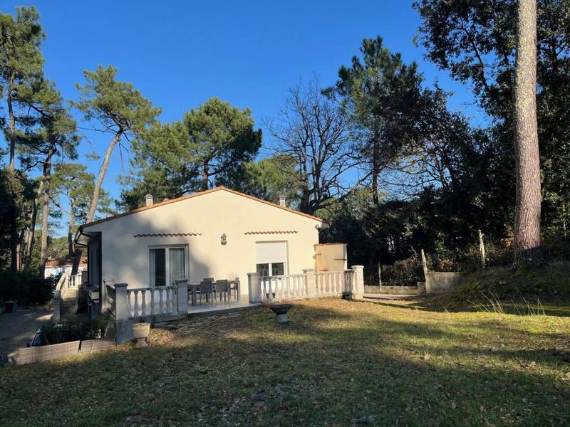 Maison - 178 m² - 10 pièces