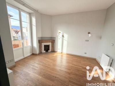 Appartement - 77 m² - 3 pièces