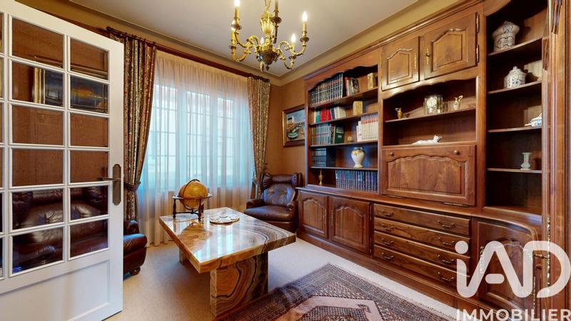 Maison - 135 m² - 6 pièces