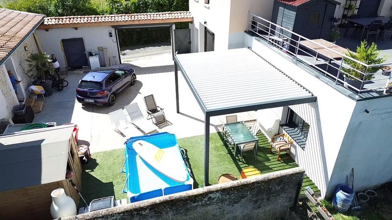 Appartement - 102 m² - 4 pièces