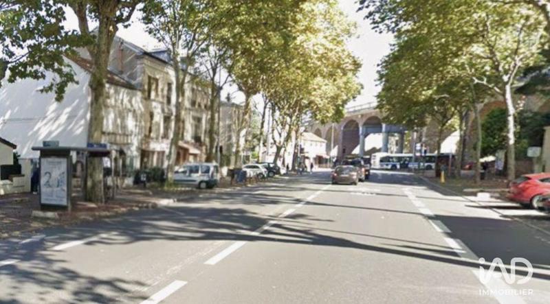 Local commercial - 232 m²