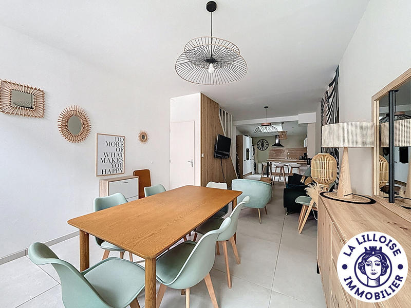 Maison - 93 m² - 6 pièces