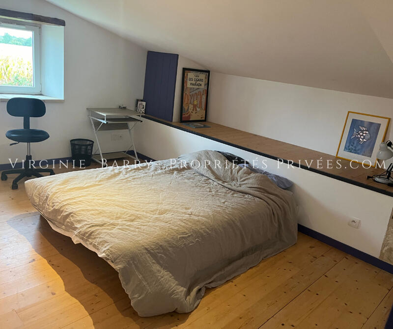 Maison - 350 m² - 10 pièces