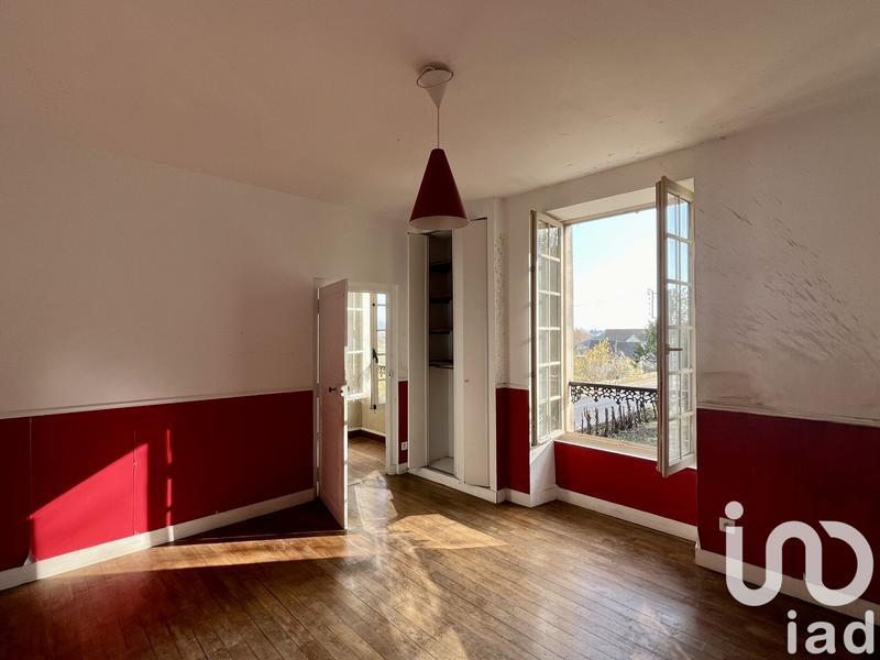 Maison - 201 m² - 8 pièces