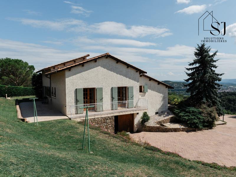 Maison - 149 m² - 5 pièces