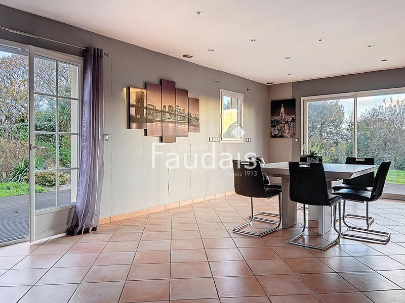 Maison - 117 m² - 6 pièces