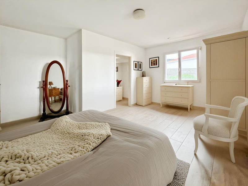 Maison - 170 m² - 4 pièces