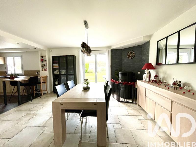 Maison - 114 m² - 6 pièces
