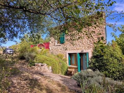 Maison en pierre - 100 m² - 5 pièces