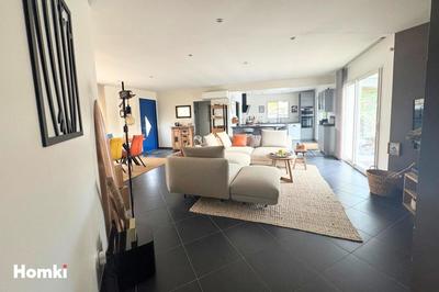 Maison - 130 m² - 5 pièces