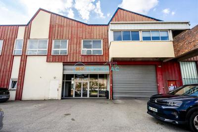 Local d'activités - 1 678 m²