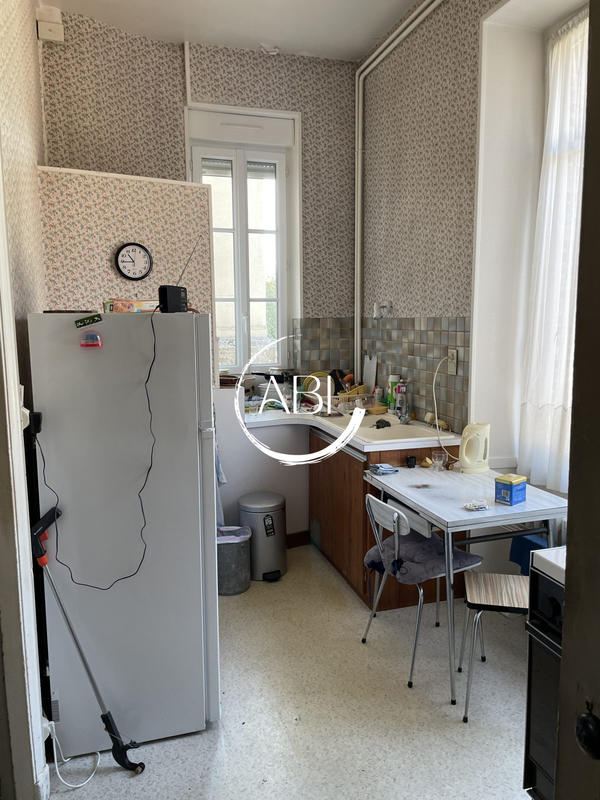 Maison - 220 m² - 9 pièces