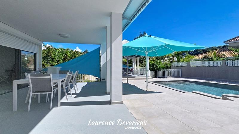 Villa - 237 m² - 7 pièces