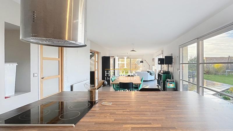 Maison - 164 m² - 6 pièces