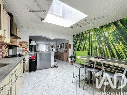 Maison - 95 m² - 4 pièces