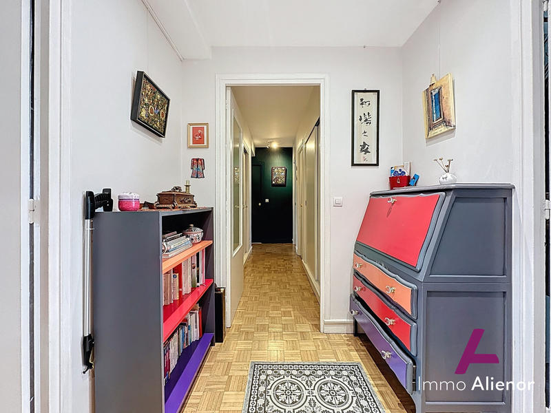 Appartement - 104 m² - 4 pièces