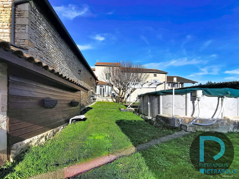 Maison ancienne - 193 m² - 6 pièces