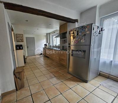 Maison - 152 m² - 6 pièces