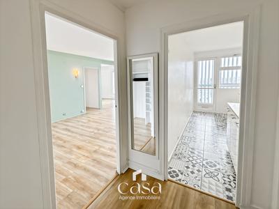 Appartement - 64 m² - 4 pièces