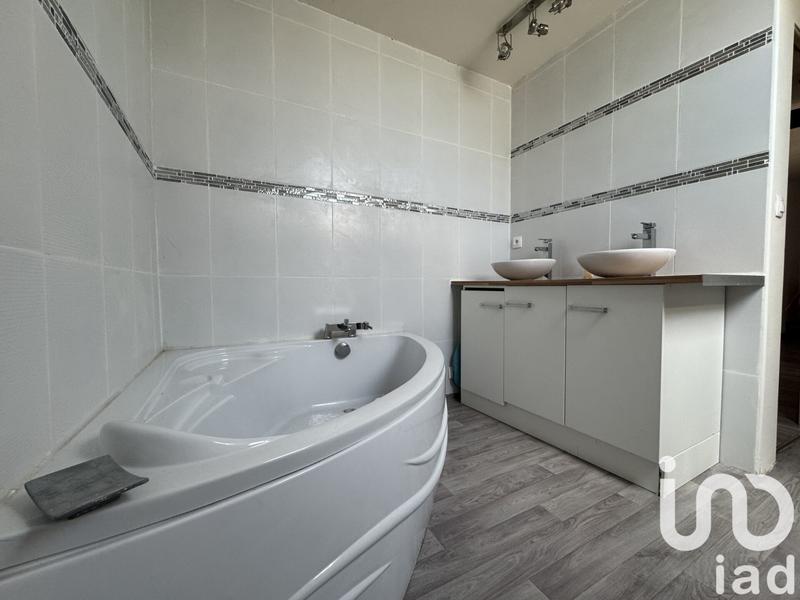 Maison de village - 94 m² - 5 pièces