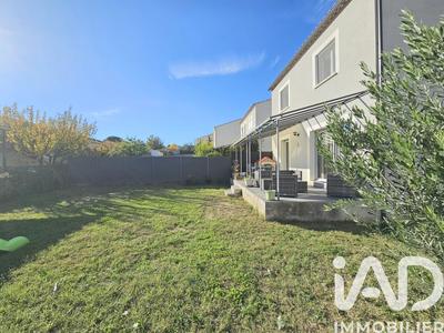 Maison - 85 m² - 4 pièces