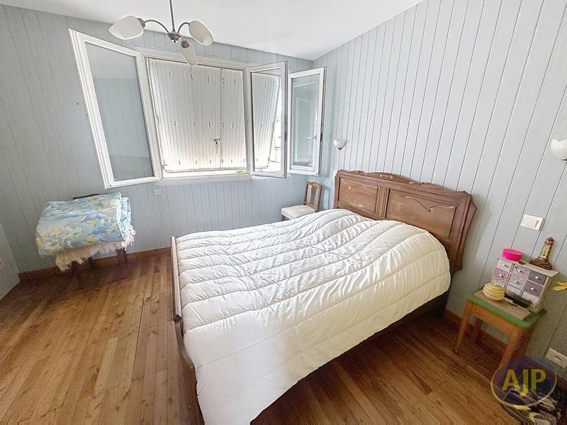 Maison - 110 m² - 6 pièces