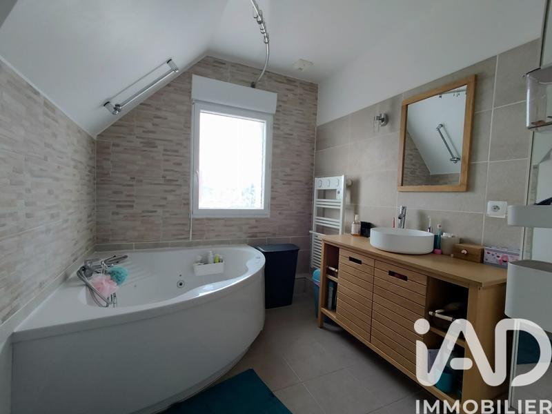 Maison - 140 m² - 6 pièces