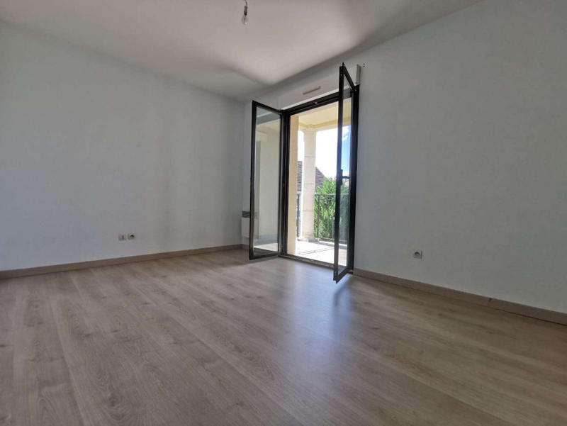 Appartement - 90 m² - 5 pièces