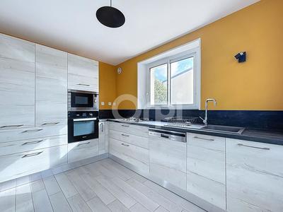 Maison - 131 m² - 6 pièces