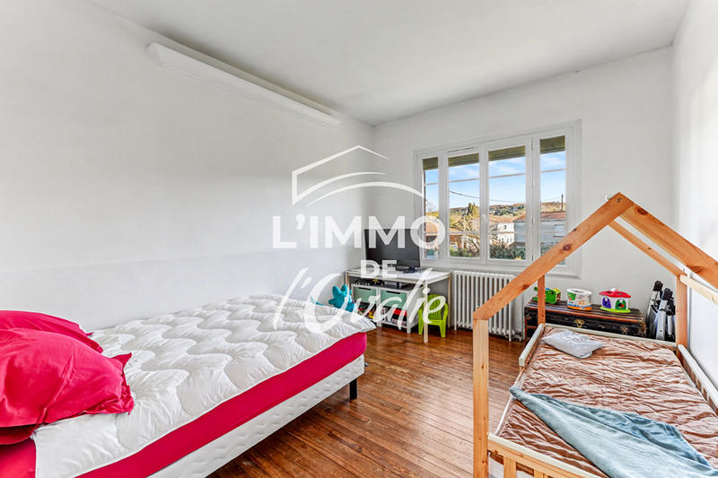 Maison - 200 m² - 7 pièces