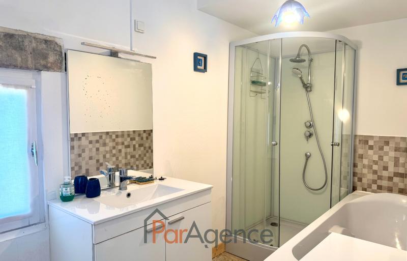 Maison - 175 m² - 7 pièces