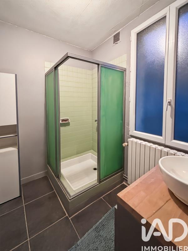 Maison - 229 m² - 11 pièces