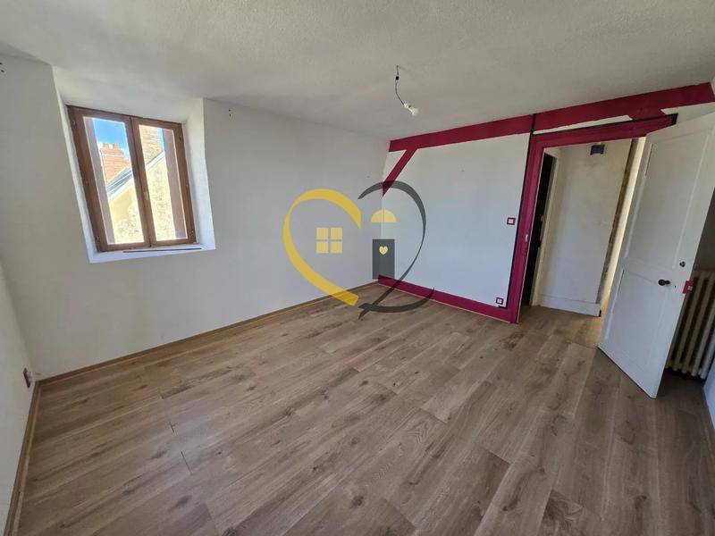 Maison - 226 m² - 11 pièces