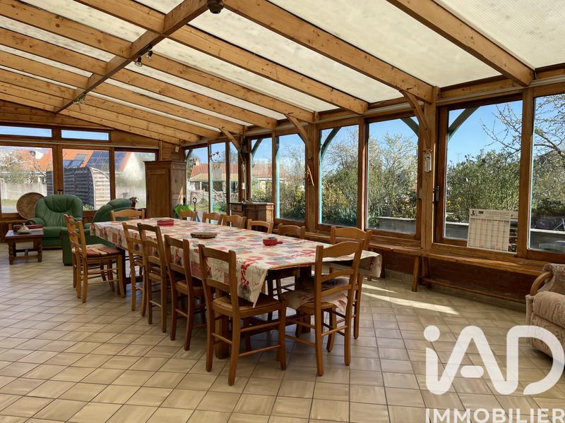 Maison - 180 m² - 8 pièces