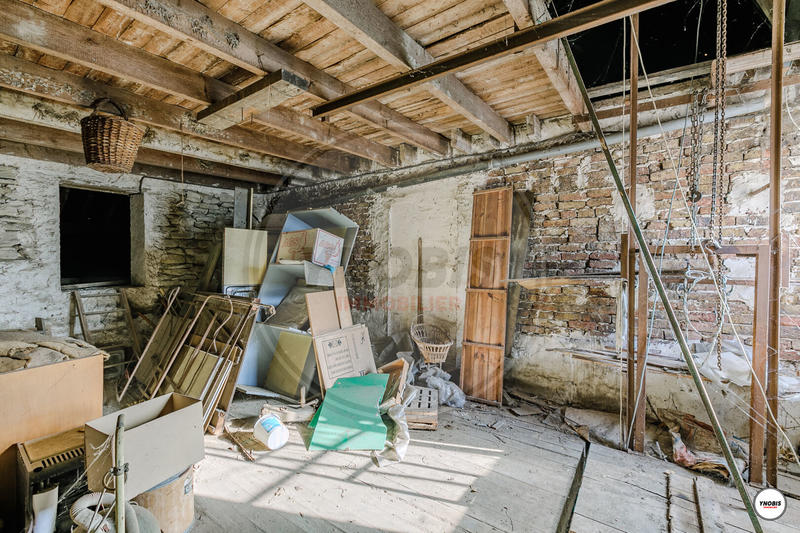 Maison - 300 m² - 10 pièces