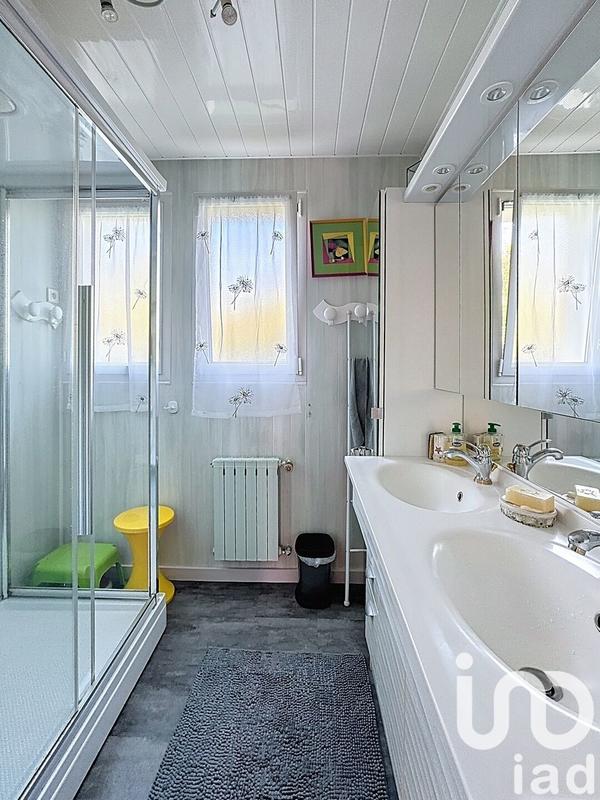 Maison - 149 m² - 8 pièces