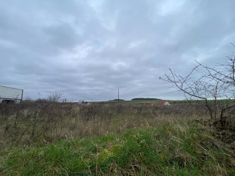 Terrain constructible - 4 623 m²