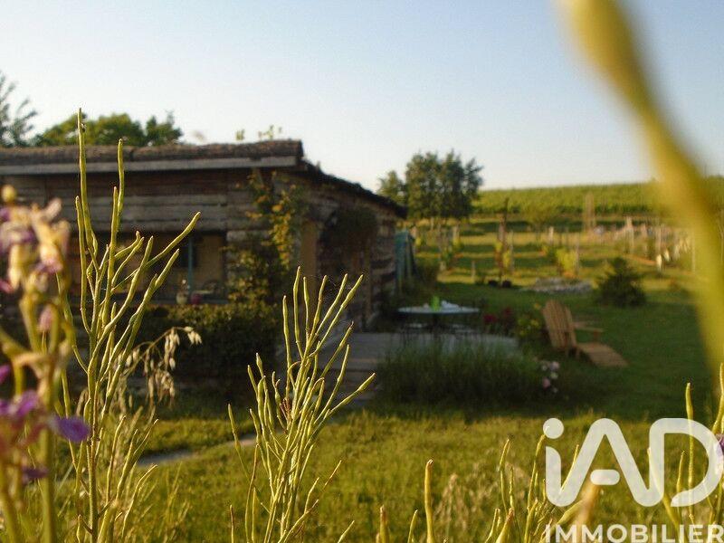 Maison - 299 m² - 15 pièces